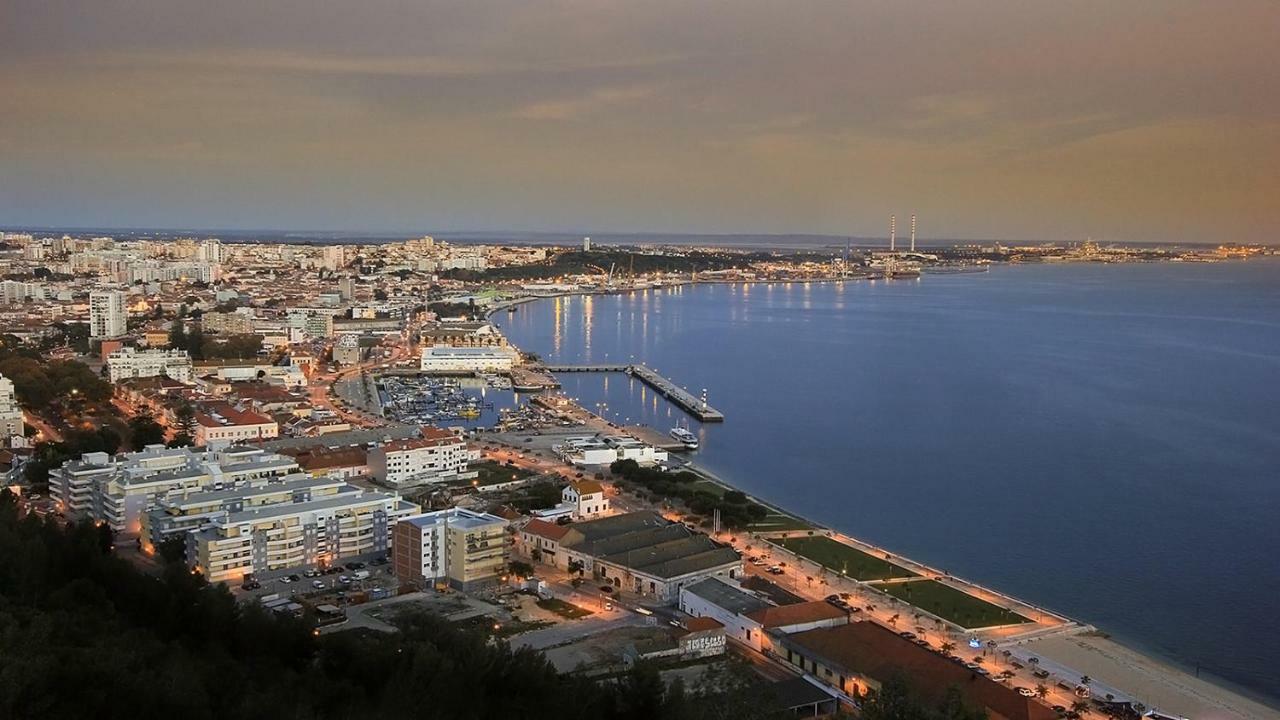 Casa Janelas Da Fonte Nova Setúbal Exteriör bild